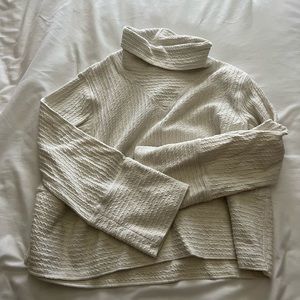 Lululemon sweater